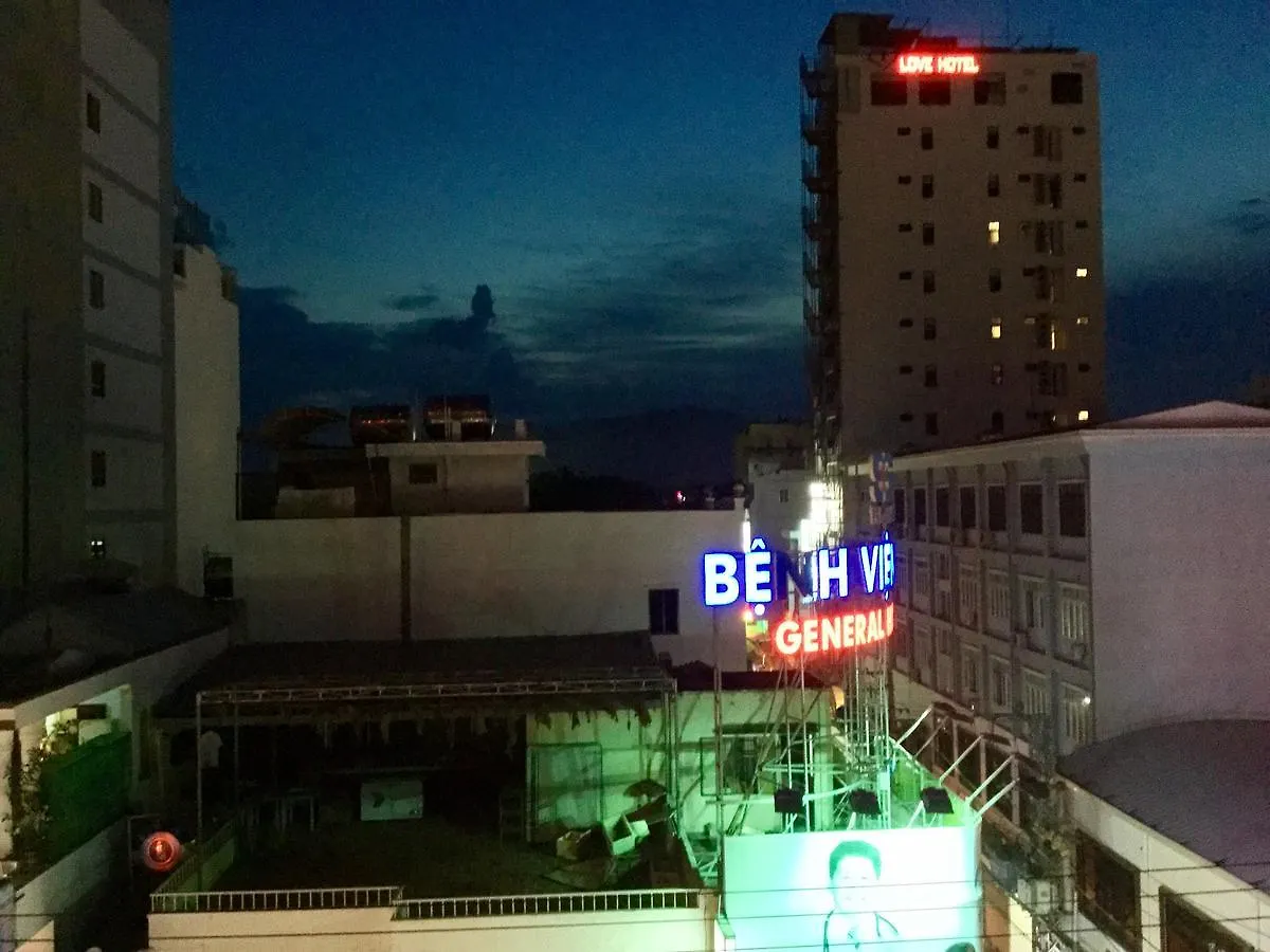 Thai Minh Guesthouse 나트랑 호텔